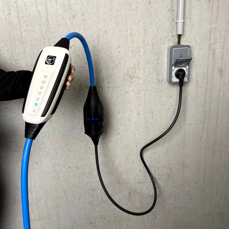 Chargeur NRGkick Pure Type 2 - Bluetooth Wifi - 2,3 à 22kW