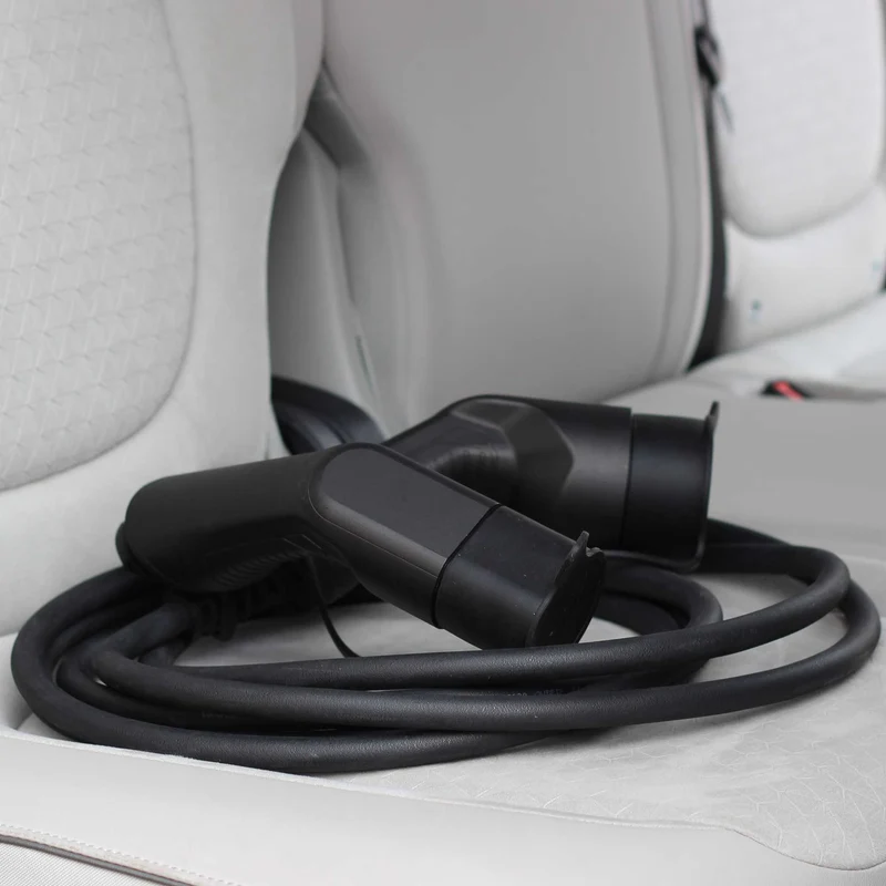 Câble de recharge Type 2 / Type 2 fabriqué en France - 2,3 à 7,4kW