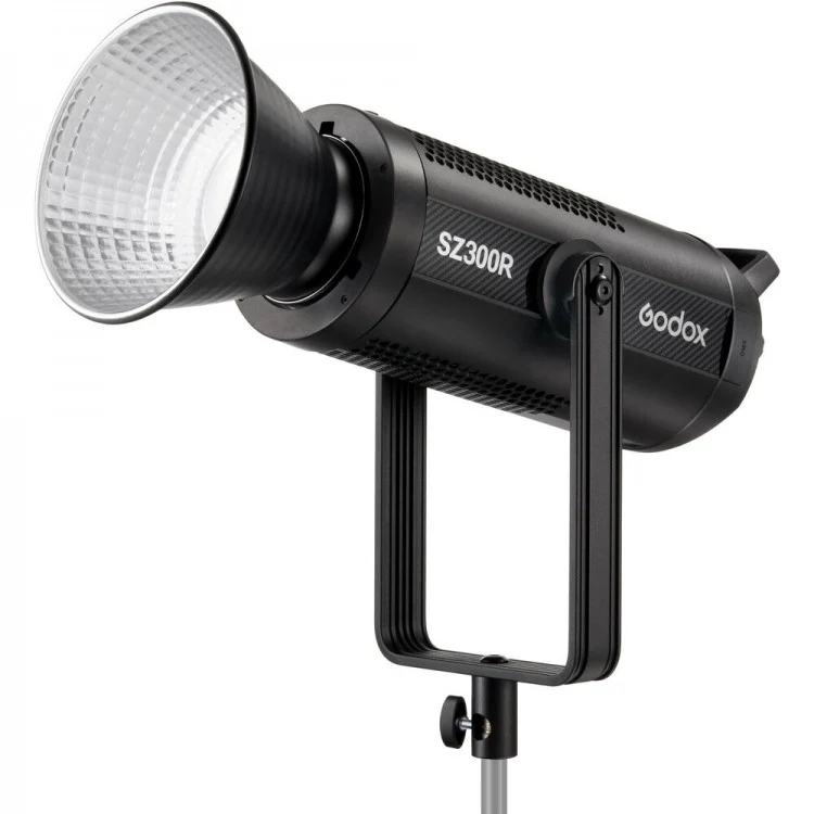 Lumière SZ300R Zoom RGB LED