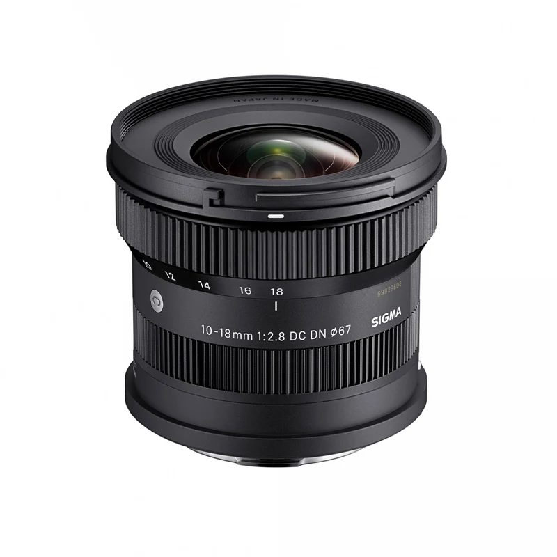 10-18mm f/2.8 DC DN Contemporain (Contemporary) Monture L