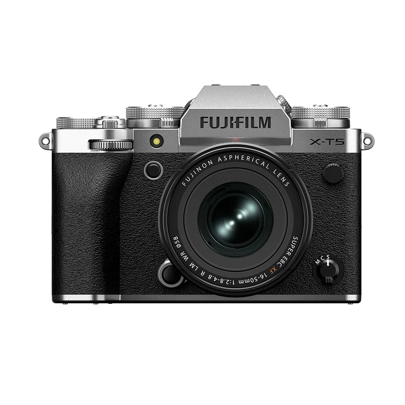 X-T5 avec XF 16-50mm f/2.8-4.8 R LM WR (Argent)