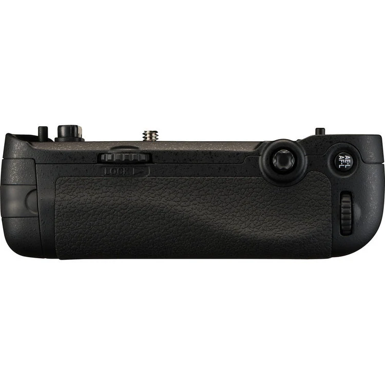 Poignée d'Alimentation Verticale MB-D16 pour D750