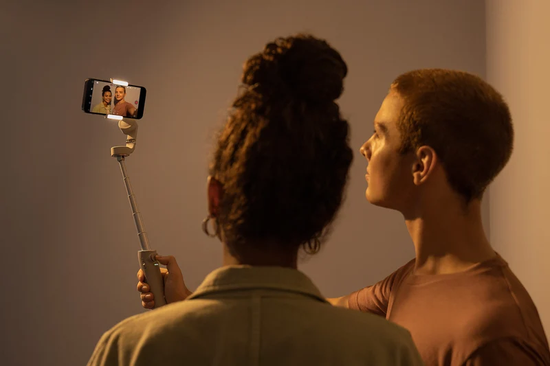 OM Pince de téléphone à lampe intégrée
