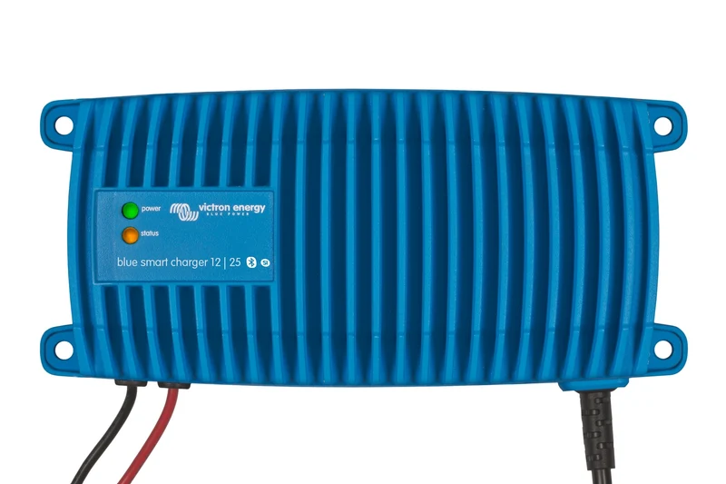 Victron Energy Blue Smart IP67 Charger 12/25(1+si) 230V CEE 7/7