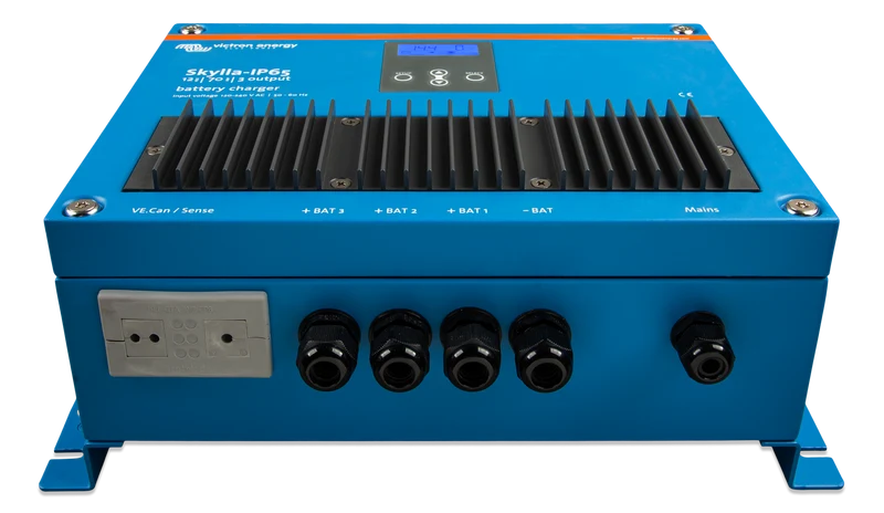 Victron Energy Skylla - IP65 24/35 (3) 120-240V+