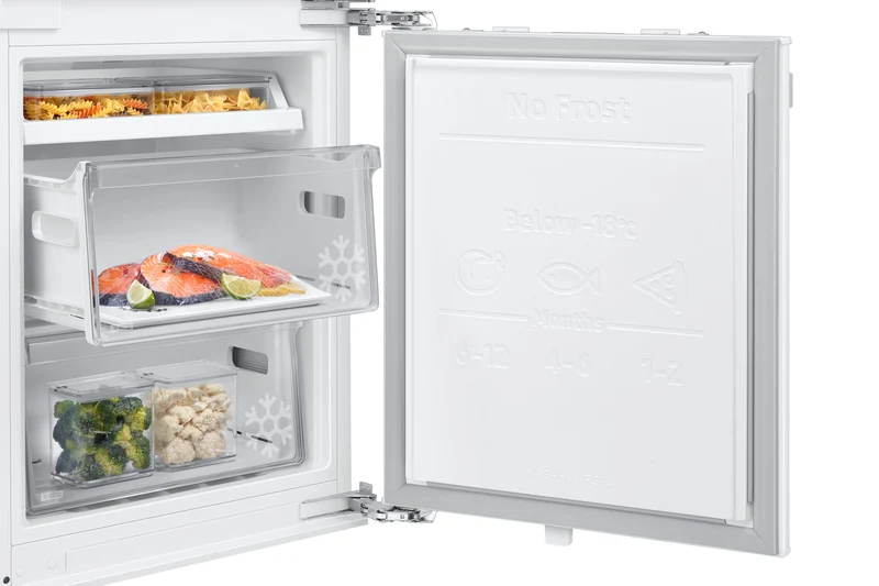 Samsung BRB80F30AEF0EO Réfrigérateur-Congélateur Intégré 298 L, Blanc
