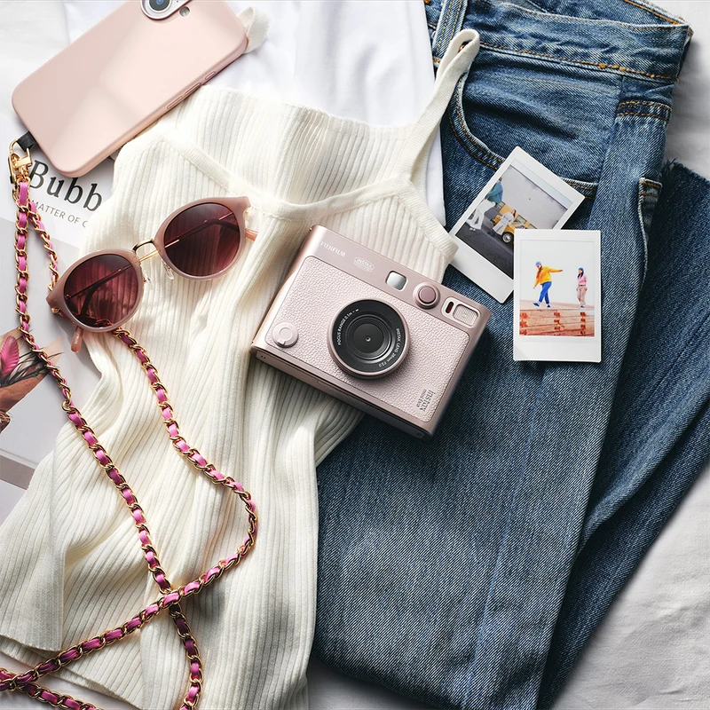 Instax Mini Evo (Rose Tendre)