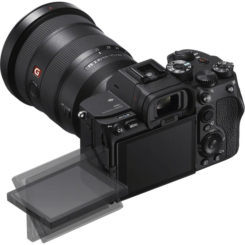 a7S III