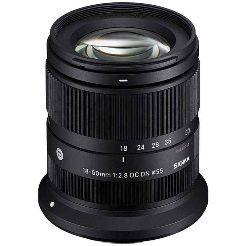 18-50mm f/2.8 DC DN Contemporain (Contemporary) Canon RF-S