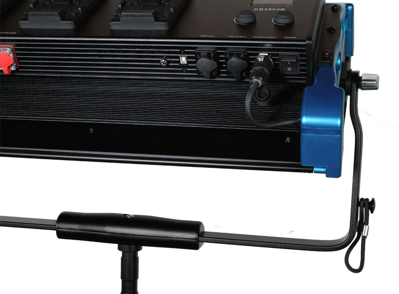 Cinebrite 3600 Lumière Bicolore LED avec Monture V pour pile