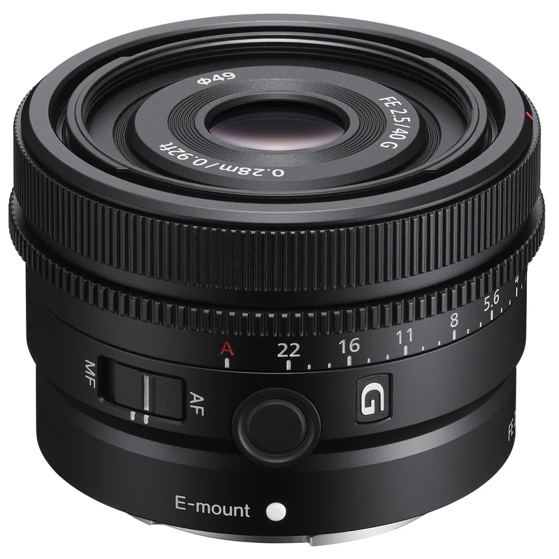 Sony FE 40mm f/2.5 G