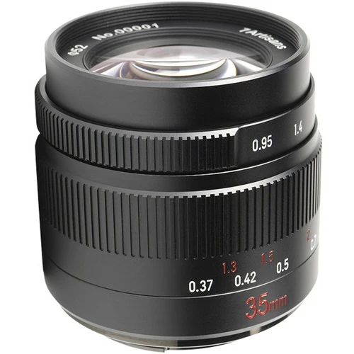 35mm f/0.95 pour Fujifilm X