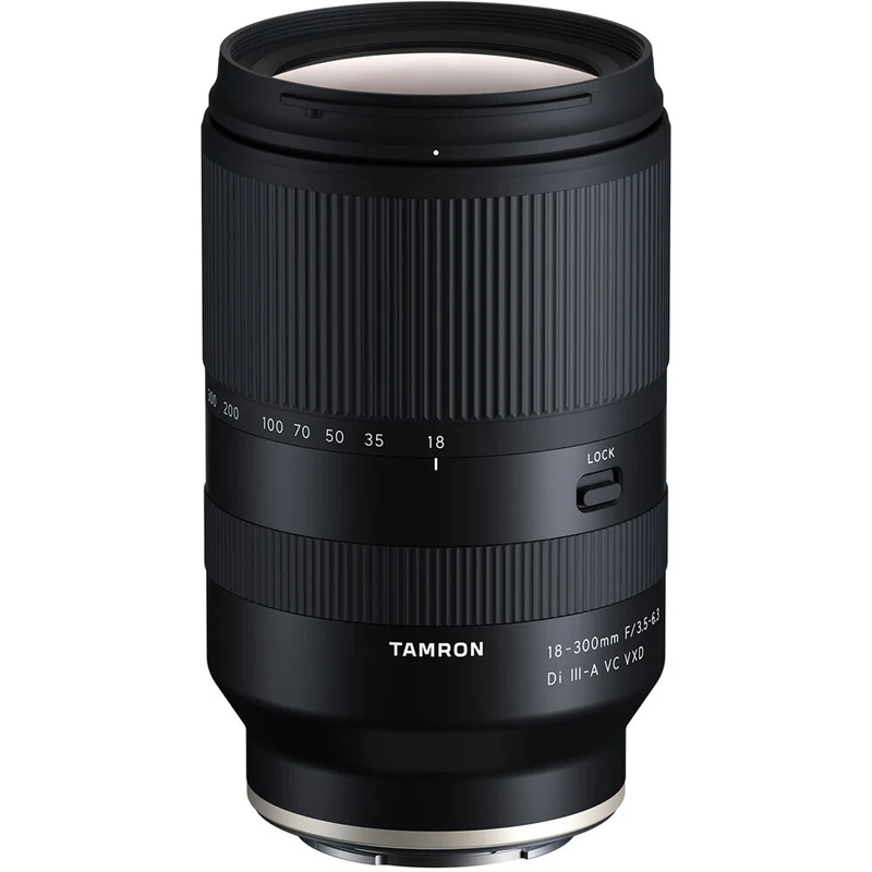 18-300mm f/3.5-6.3 Di III-A VC VXD pour Sony E